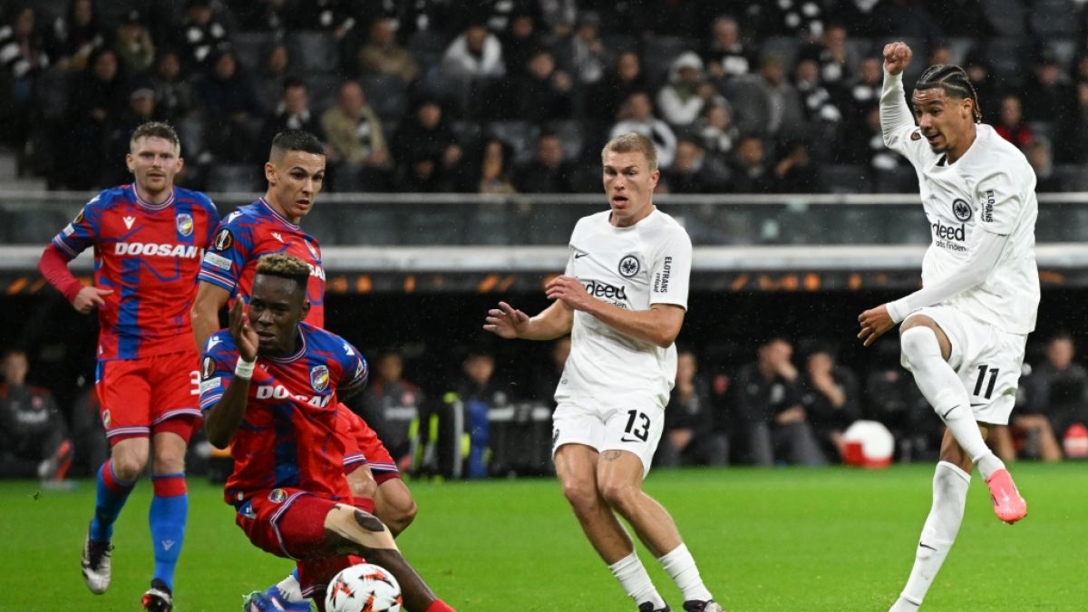 Nhận định soi kèo Besiktas vs Frankfurt lúc 2h00 ngày 04/10/2024